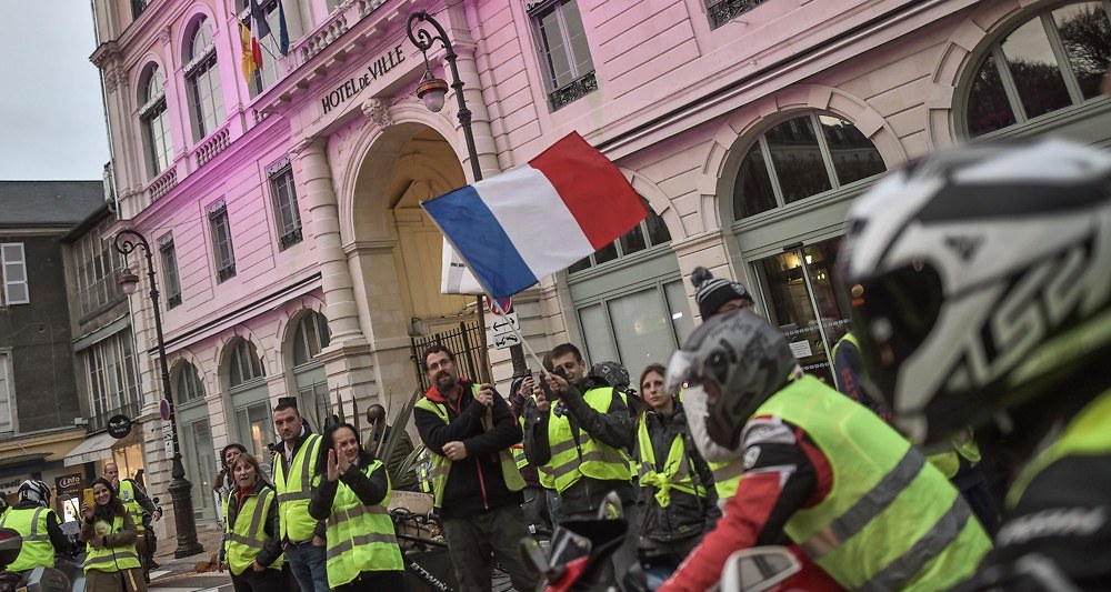 Face aux indignations, l’ urgence d’une France plus juste et plus solidaire